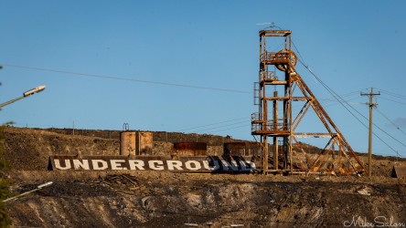 Abandoned (we think) minehead in the Line of Lode in Broken Hill. [3048]