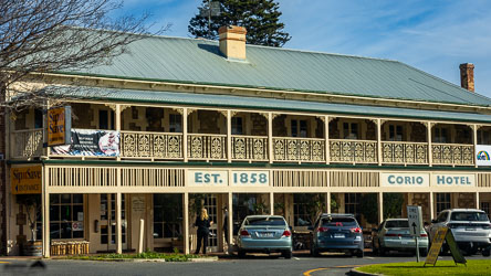 Sunday night dinner was much more subdued at the Corio Hotel. No football crowds, and day-trippers had gone home. [2047]