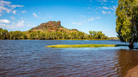 Chinamans Creek Lake is Cloncurry’s oasis, a broad, shimmering reservoir tucked among red hills just south of town. Built in the 1990s to secure the town`s water supply, it’s now a favourite local spot for birdwatching, kayaking and recreation generally. [0941]