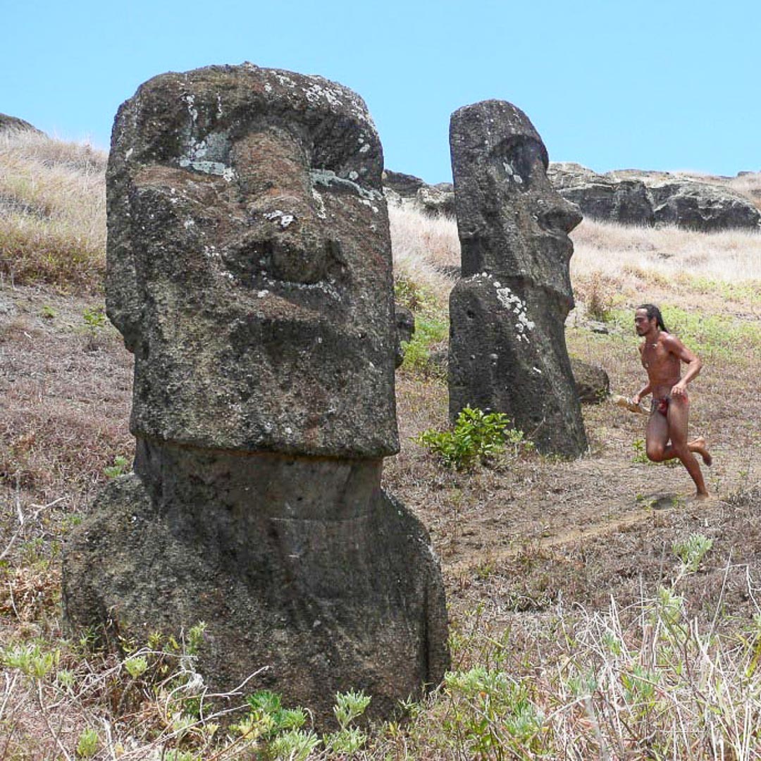 Click here for `Easter Island 2016, <small>Travel Blog</small>` page...
